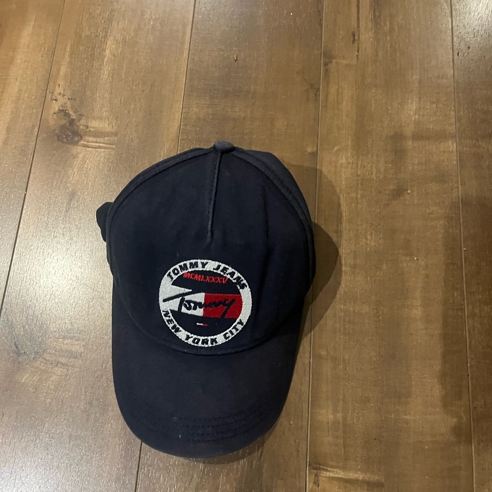 Tommy Jean Dark Navi Cap New York city